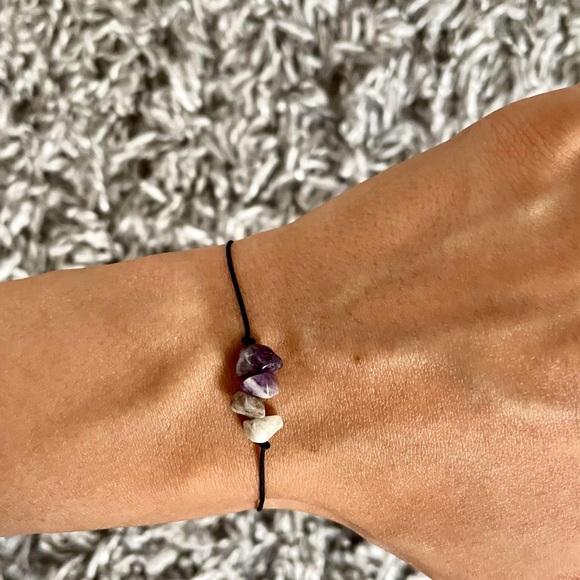 Handmade bracelet with different design and colours - Picture 10 of 14